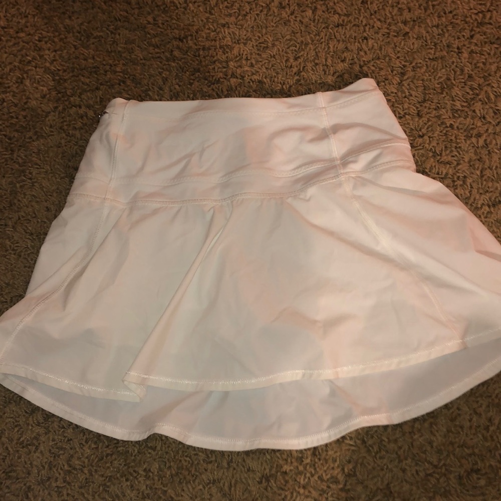 white lululemon skirt